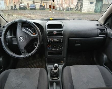 Опель Астра 2001 в Славянске на Automoto.ua Серый Опель Астра, объемом двигателя 1.7 л и пробегом 235 тыс. км за 1700 $, фото 4 на Automoto.ua