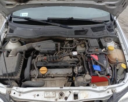 Серый Опель Астра, объемом двигателя 1.4 л и пробегом 250 тыс. км за 2399 $, фото 6 на Automoto.ua