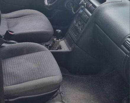 Серый Опель Астра, объемом двигателя 1.7 л и пробегом 250 тыс. км за 1500 $, фото 4 на Automoto.ua