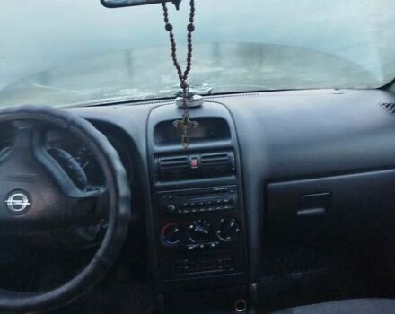 Серый Опель Астра, объемом двигателя 2 л и пробегом 403 тыс. км за 2600 $, фото 13 на Automoto.ua