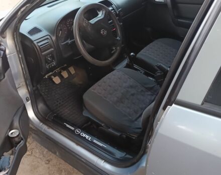 Серый Опель Астра, объемом двигателя 0 л и пробегом 200 тыс. км за 2600 $, фото 3 на Automoto.ua