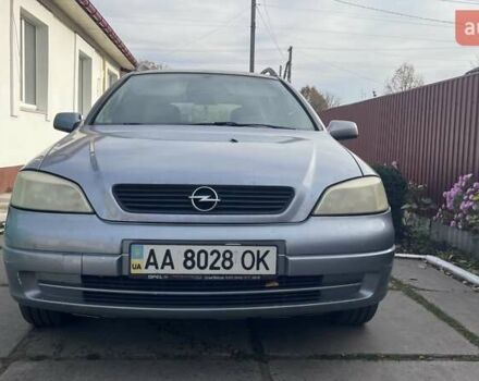 Серый Опель Астра, объемом двигателя 1.6 л и пробегом 190 тыс. км за 3400 $, фото 1 на Automoto.ua