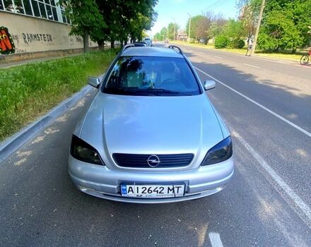 Серый Опель Астра, объемом двигателя 1.6 л и пробегом 400 тыс. км за 3100 $, фото 2 на Automoto.ua