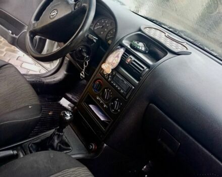 Сірий Опель Астра, об'ємом двигуна 2 л та пробігом 311 тис. км за 3100 $, фото 5 на Automoto.ua