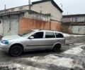 Сірий Опель Астра, об'ємом двигуна 2.2 л та пробігом 216 тис. км за 2500 $, фото 1 на Automoto.ua