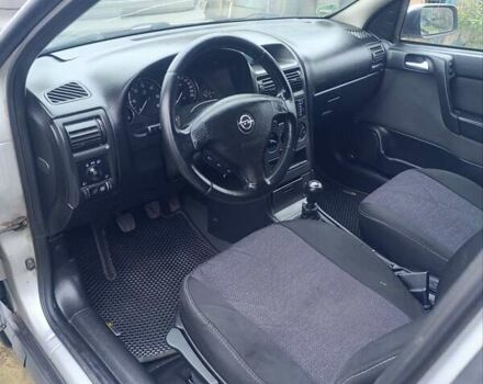 Серый Опель Астра, объемом двигателя 1.69 л и пробегом 365 тыс. км за 3250 $, фото 4 на Automoto.ua