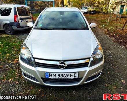 Серый Опель Астра, объемом двигателя 1.7 л и пробегом 260 тыс. км за 4950 $, фото 2 на Automoto.ua