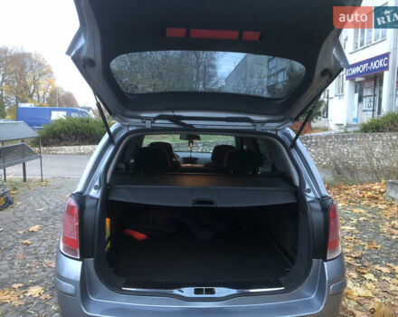 Опель Астра 2004 в Зборов на Automoto.ua Серый Опель Астра, объемом двигателя 1.8 л и пробегом 243 тыс. км за 4450 $, фото 12 на Automoto.ua