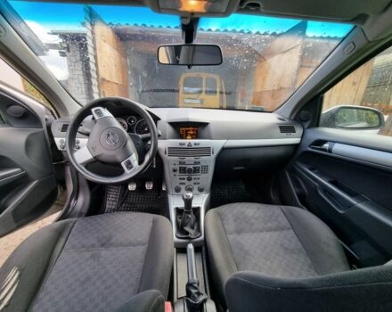 Серый Опель Астра, объемом двигателя 1.6 л и пробегом 364 тыс. км за 3999 $, фото 5 на Automoto.ua