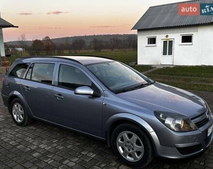 Серый Опель Астра, объемом двигателя 1.6 л и пробегом 251 тыс. км за 4750 $, фото 9 на Automoto.ua