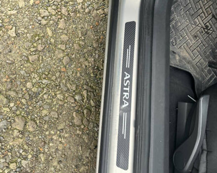 Серый Опель Астра, объемом двигателя 1.6 л и пробегом 242 тыс. км за 4100 $, фото 13 на Automoto.ua