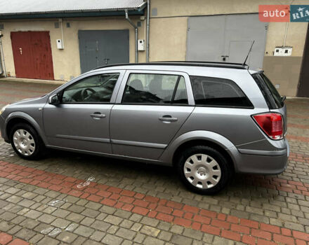 Серый Опель Астра, объемом двигателя 1.6 л и пробегом 226 тыс. км за 4500 $, фото 7 на Automoto.ua