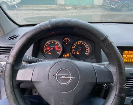 Серый Опель Астра, объемом двигателя 1.4 л и пробегом 410 тыс. км за 3700 $, фото 13 на Automoto.ua