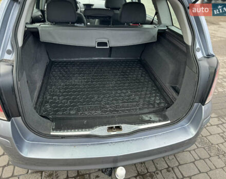 Серый Опель Астра, объемом двигателя 1.6 л и пробегом 250 тыс. км за 4600 $, фото 16 на Automoto.ua