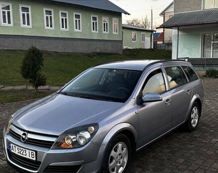 Серый Опель Астра, объемом двигателя 1.6 л и пробегом 251 тыс. км за 4750 $, фото 3 на Automoto.ua