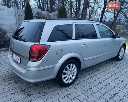 Серый Опель Астра, объемом двигателя 1.8 л и пробегом 282 тыс. км за 3950 $, фото 7 на Automoto.ua