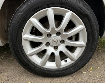 Серый Опель Астра, объемом двигателя 1.6 л и пробегом 252 тыс. км за 5500 $, фото 12 на Automoto.ua