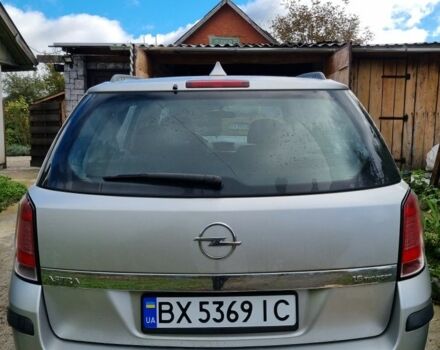 Серый Опель Астра, объемом двигателя 1.6 л и пробегом 364 тыс. км за 3999 $, фото 1 на Automoto.ua