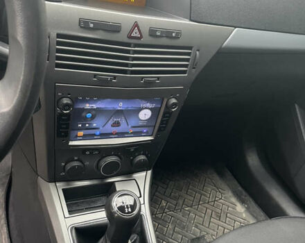 Серый Опель Астра, объемом двигателя 1.6 л и пробегом 242 тыс. км за 4100 $, фото 16 на Automoto.ua