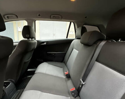 Серый Опель Астра, объемом двигателя 1.6 л и пробегом 226 тыс. км за 4500 $, фото 18 на Automoto.ua