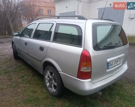 Серый Опель Астра, объемом двигателя 1.6 л и пробегом 200 тыс. км за 2500 $, фото 5 на Automoto.ua