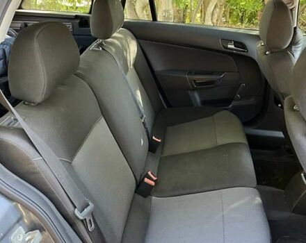 Серый Опель Астра, объемом двигателя 1.6 л и пробегом 310 тыс. км за 5400 $, фото 4 на Automoto.ua