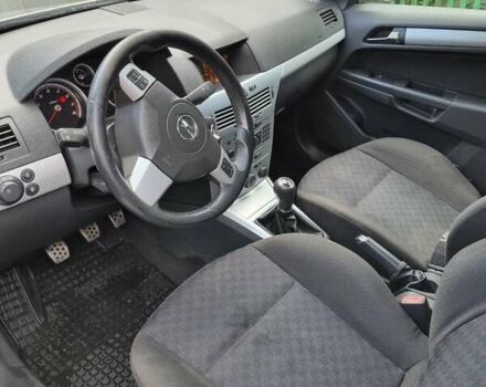 Опель Астра 2004 у Хмельницькому на Automoto.ua Сірий Опель Астра, об'ємом двигуна 1.6 л та пробігом 326 тис. км за 4100 $, фото 4 на Automoto.ua