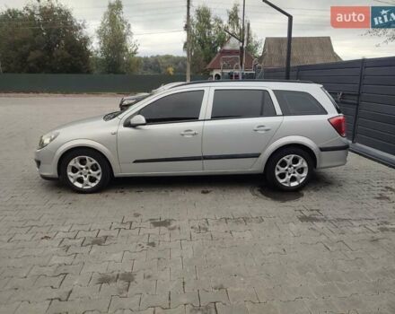 Серый Опель Астра, объемом двигателя 1.6 л и пробегом 281 тыс. км за 4500 $, фото 1 на Automoto.ua