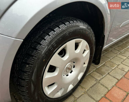 Серый Опель Астра, объемом двигателя 1.6 л и пробегом 226 тыс. км за 4500 $, фото 10 на Automoto.ua