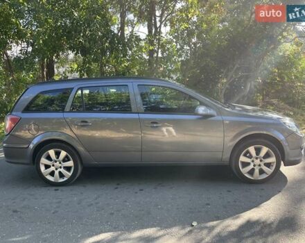 Серый Опель Астра, объемом двигателя 1.6 л и пробегом 310 тыс. км за 5400 $, фото 10 на Automoto.ua