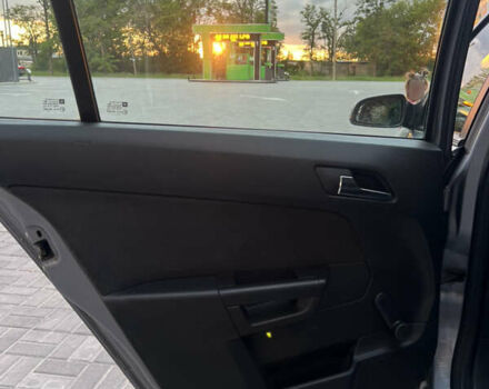 Серый Опель Астра, объемом двигателя 1.6 л и пробегом 236 тыс. км за 4300 $, фото 12 на Automoto.ua