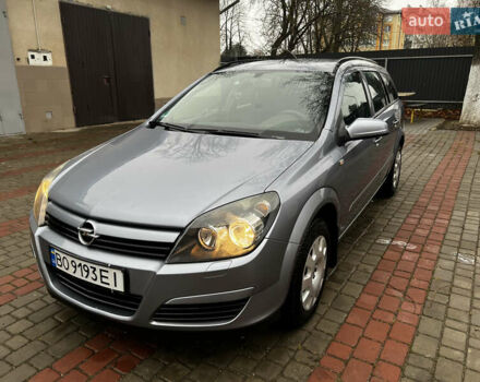 Серый Опель Астра, объемом двигателя 1.6 л и пробегом 226 тыс. км за 4500 $, фото 9 на Automoto.ua
