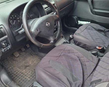 Серый Опель Астра, объемом двигателя 1.7 л и пробегом 310 тыс. км за 3100 $, фото 5 на Automoto.ua