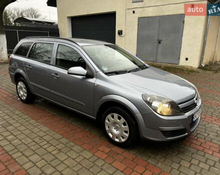 Серый Опель Астра, объемом двигателя 1.6 л и пробегом 226 тыс. км за 4500 $, фото 3 на Automoto.ua