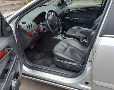 Сірий Опель Астра, об'ємом двигуна 1.8 л та пробігом 380 тис. км за 4500 $, фото 4 на Automoto.ua