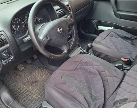 Серый Опель Астра, объемом двигателя 1.69 л и пробегом 310 тыс. км за 3100 $, фото 5 на Automoto.ua