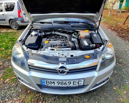 Серый Опель Астра, объемом двигателя 1.7 л и пробегом 260 тыс. км за 4950 $, фото 12 на Automoto.ua