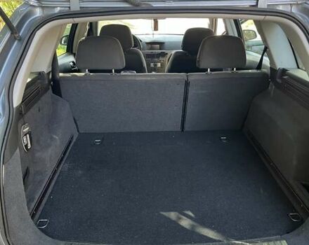 Серый Опель Астра, объемом двигателя 1.6 л и пробегом 310 тыс. км за 5400 $, фото 1 на Automoto.ua