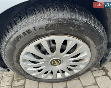 Серый Опель Астра, объемом двигателя 1.6 л и пробегом 250 тыс. км за 4600 $, фото 30 на Automoto.ua