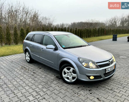 Серый Опель Астра, объемом двигателя 1.8 л и пробегом 211 тыс. км за 4499 $, фото 4 на Automoto.ua