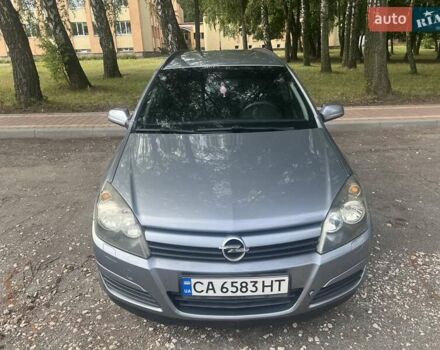 Серый Опель Астра, объемом двигателя 1.6 л и пробегом 244 тыс. км за 4800 $, фото 7 на Automoto.ua