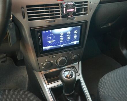 Серый Опель Астра, объемом двигателя 0 л и пробегом 250 тыс. км за 4750 $, фото 3 на Automoto.ua