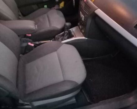 Серый Опель Астра, объемом двигателя 1.7 л и пробегом 320 тыс. км за 4700 $, фото 15 на Automoto.ua