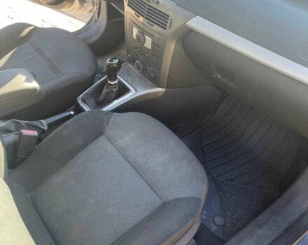 Серый Опель Астра, объемом двигателя 1.6 л и пробегом 355 тыс. км за 3200 $, фото 4 на Automoto.ua