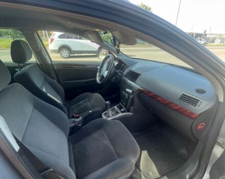 Опель Астра 2005 в Краматорске на Automoto.ua Серый Опель Астра, объемом двигателя 1.7 л и пробегом 350 тыс. км за 3000 $, фото 5 на Automoto.ua