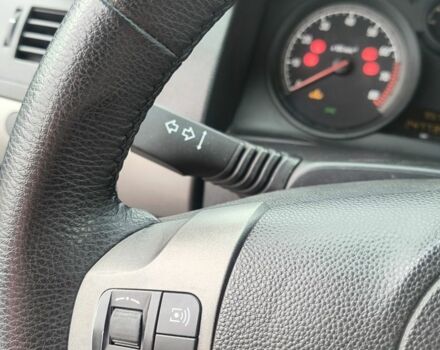 Серый Опель Астра, объемом двигателя 1.8 л и пробегом 250 тыс. км за 4300 $, фото 15 на Automoto.ua