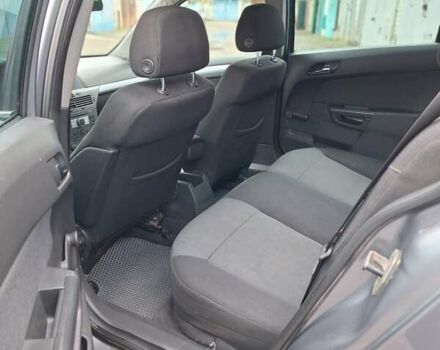 Опель Астра 2005 в Житомире на Automoto.ua Серый Опель Астра, объемом двигателя 1.6 л и пробегом 350 тыс. км за 3750 $, фото 5 на Automoto.ua