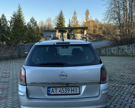 Серый Опель Астра, объемом двигателя 1.62 л и пробегом 315 тыс. км за 5000 $, фото 4 на Automoto.ua