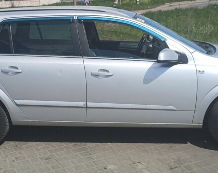 Серый Опель Астра, объемом двигателя 1.8 л и пробегом 420 тыс. км за 4400 $, фото 3 на Automoto.ua