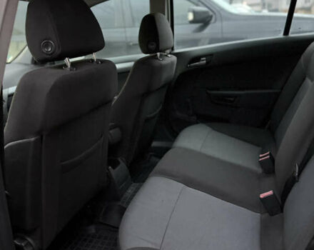 Серый Опель Астра, объемом двигателя 1.69 л и пробегом 257 тыс. км за 4450 $, фото 6 на Automoto.ua